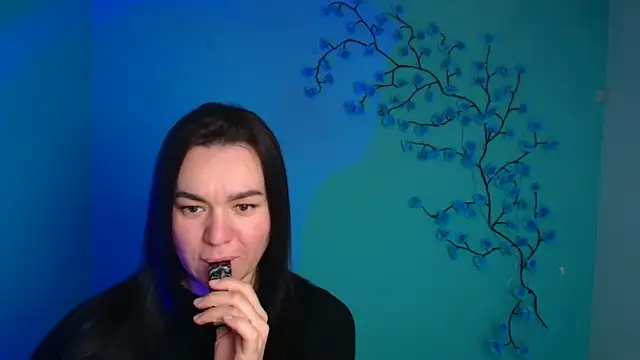 Snapshot of Lola_Saymyname chatting on 03.21.26 Lola Saymyname online show from 03.21.26