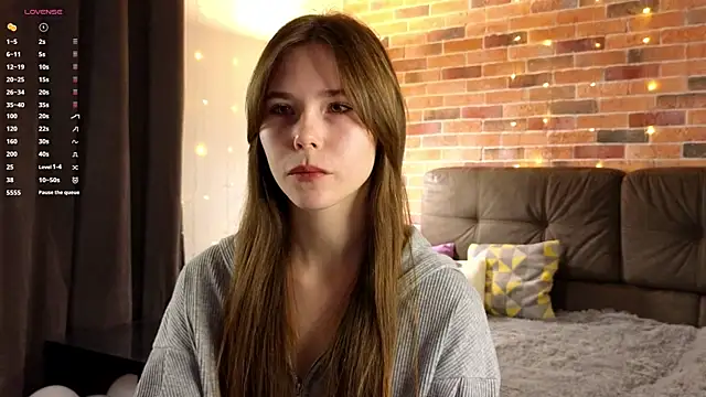 EmiliDen online show from 10.08.25