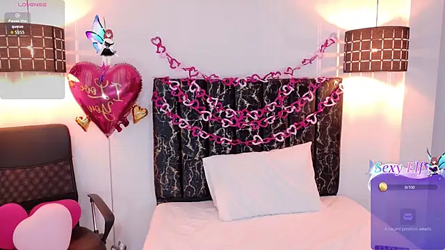 Snapshot of evvaa_moon69 chatting on 02.10.26 evvaa moon69 online show from 02.10.26