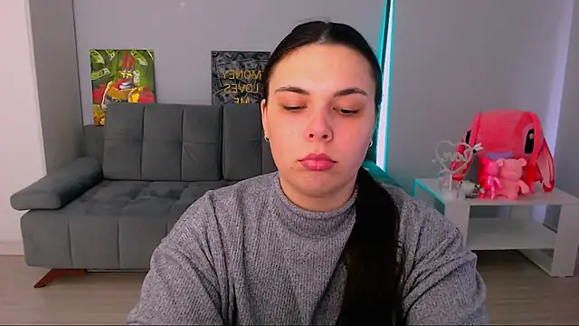 queenofthesense  online show from 02.08.26