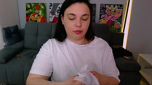 Snapshot of queenofthesense_ chatting on 03.18.26 queenofthesense online show from 03.18.26