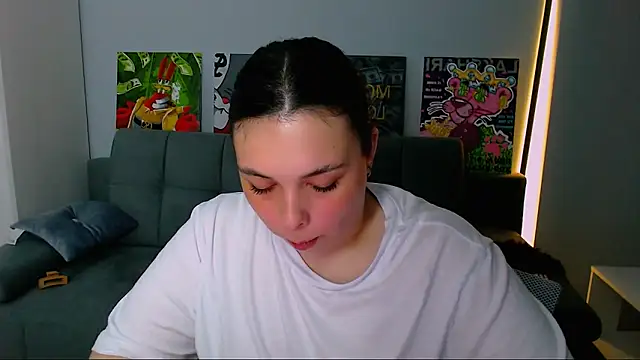 Snapshot of queenofthesense_ chatting on 04.01.26 queenofthesense online show from 04.01.26