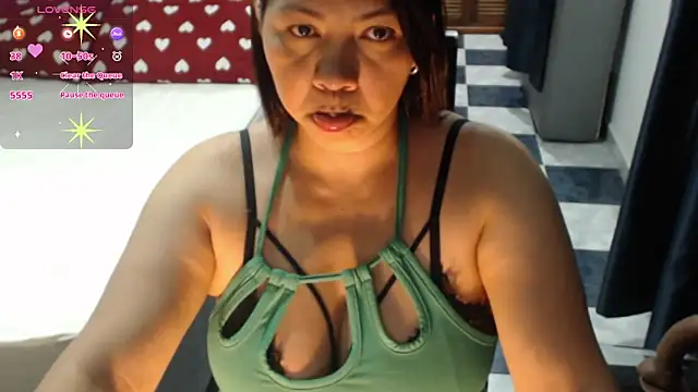 hiilarybrown online show from 02.13.26