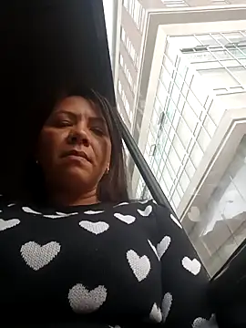 hiilarybrown online show from 02.13.26