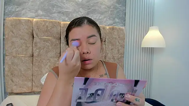 Snapshot of leilapons chatting on 11.06.25 leilapons online show from 11.06.25