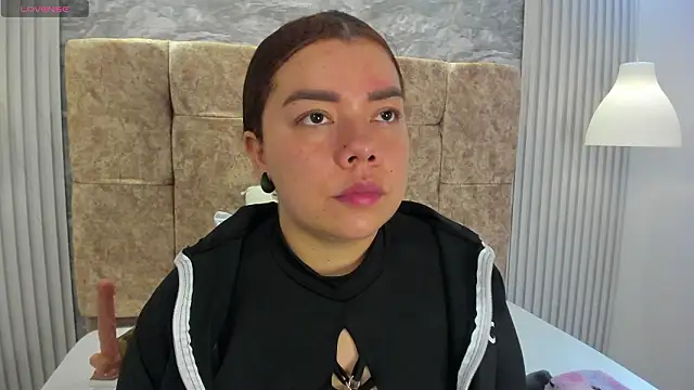 Snapshot of leilapons chatting on 01.18.26 leilapons online show from 01.18.26