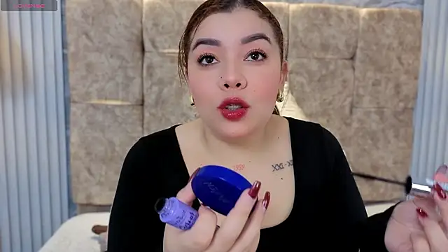 Snapshot of leilapons chatting on 02.20.26 leilapons online show from 02.20.26