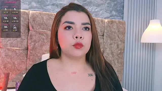 Snapshot of leilapons chatting on 04.09.26 leilapons online show from 04.09.26