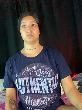 EVAH LEE  online show from 12.02.25