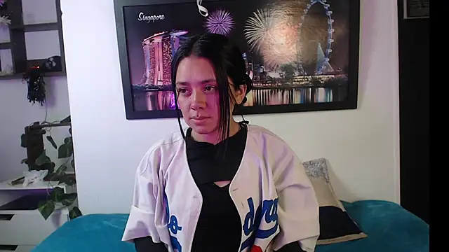 hellenngp online show from 11.05.25