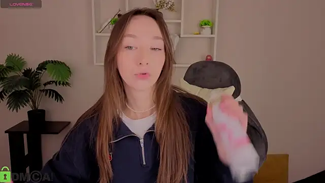 Snapshot of Miche1le_Allenne chatting on 01.10.26 Miche1le Allenne online show from 01.10.26