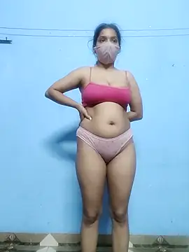 Snapshot of your-cute-baby chatting on 09.15.25 your-cute-baby online show from 09.15.25