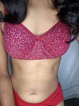 Snapshot of Diyab chatting on 11.13.25 Diyab online show from 11.13.25