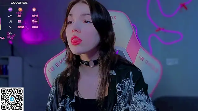 Sophie SkyAngel online show from 04.04.26