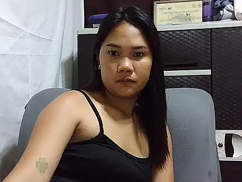 Snapshot of SexypilipinaLady22 chatting on 03.11.26 SexypilipinaLady22 online show from 03.11.26