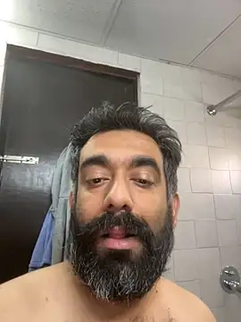 Snapshot of Jakericky5 chatting on 11.24.25 Jakericky5 online show from 11.24.25