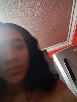 Snapshot of Amber-Sweett chatting on 10.22.25 Amber-Sweett online show from 10.22.25