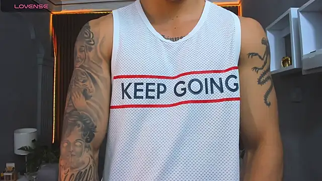 Leo santoro online show from 11.11.25