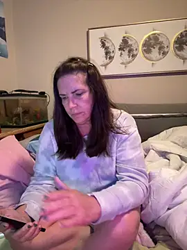 Snapshot of petalsexy chatting on 11.07.25 petalsexy online show from 11.07.25