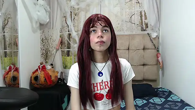 Snapshot of Vanessa_Jenner chatting on 10.24.25 Vanessa Jenner online show from 10.24.25