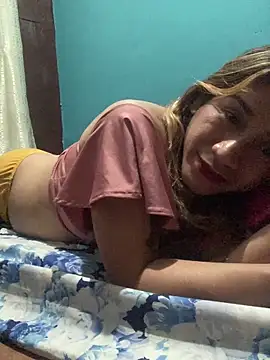pretty TRANSjona online show from 04.29.26