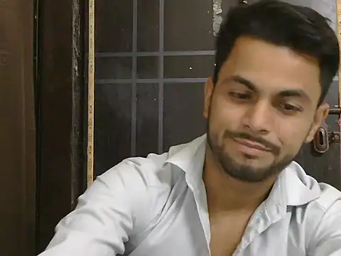 Snapshot of ursdreamperson chatting on 05.06.26 ursdreamperson online show from 05.06.26