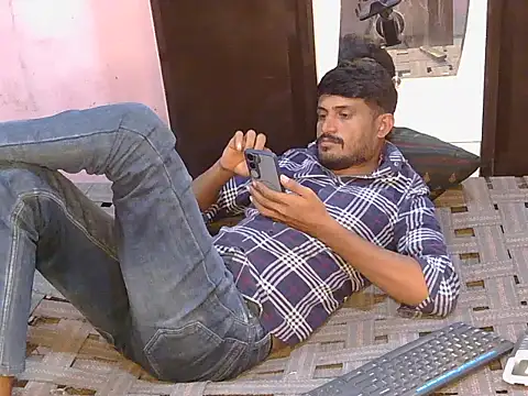 Snapshot of krishjaat43 chatting on 07.13.26 krishjaat43 online show from 07.13.26