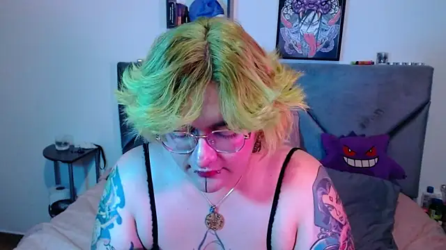 Snapshot of XxGreenGoodxX chatting on 01.17.26 XxGreenGoodxX online show from 01.17.26