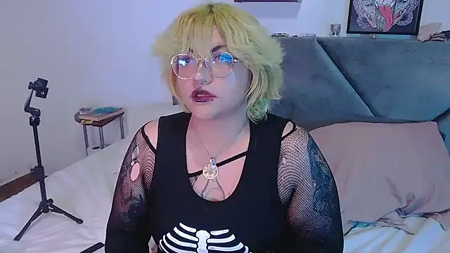 Snapshot of XxGreenGoodxX chatting on 02.01.26 XxGreenGoodxX online show from 02.01.26