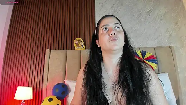 Snapshot of _Cris_Spicy_ chatting on 07.03.26 Cris Spicy online show from 07.03.26