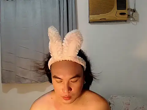 Snapshot of asianayumi chatting on 02.11.26 asianayumi online show from 02.11.26