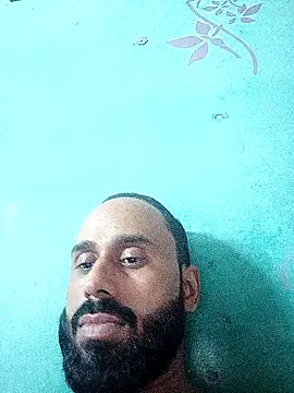 Snapshot of amitkumarkangra chatting on 10.31.25 amitkumarkangra online show from 10.31.25