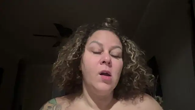 number1slut online show from 11.21.25