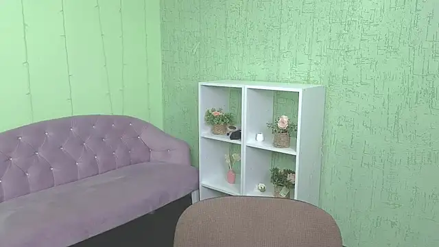 Snapshot of Wendy_Waves chatting on 09.17.25 Wendy Waves online show from 09.17.25