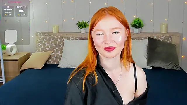 Snapshot of Anna_Patterson chatting on 10.13.25 Anna Patterson online show from 10.13.25