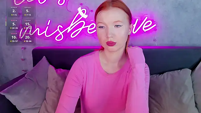 Snapshot of Anna_Patterson chatting on 11.19.25 Anna Patterson online show from 11.19.25