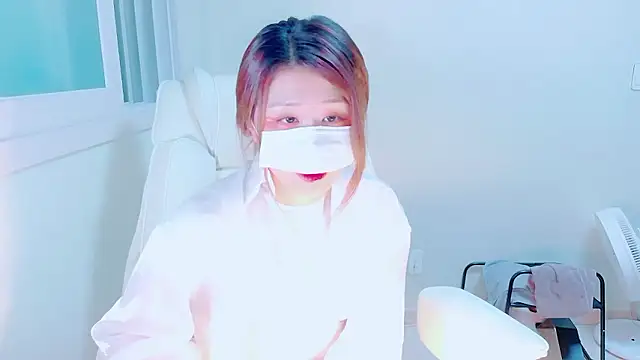 hyeony s96 online show from 10.18.25