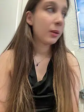 Snapshot of yourfavpsy_ chatting on 04.02.26 yourfavpsy online show from 04.02.26