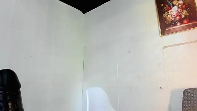 Snapshot of Asiancutiexx chatting on 11.30.25 Asiancutiexx online show from 11.30.25