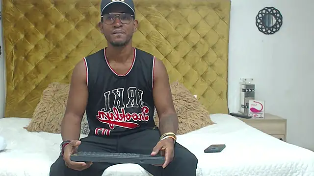 AndyCalifornia1 online show from 11.21.25