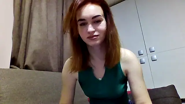 Requellia online show from 10.08.25