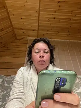 Kiravix online show from 09.14.25