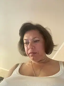 Kiravix online show from 10.03.25