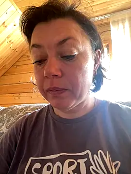 Kiravix online show from 10.04.25