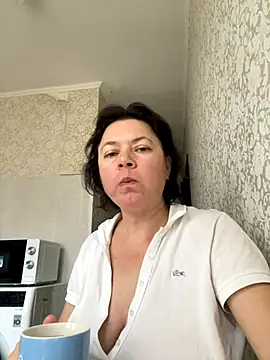 Kiravix online show from 10.21.25