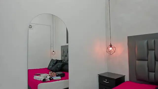 dakota roussee online show from 04.01.26