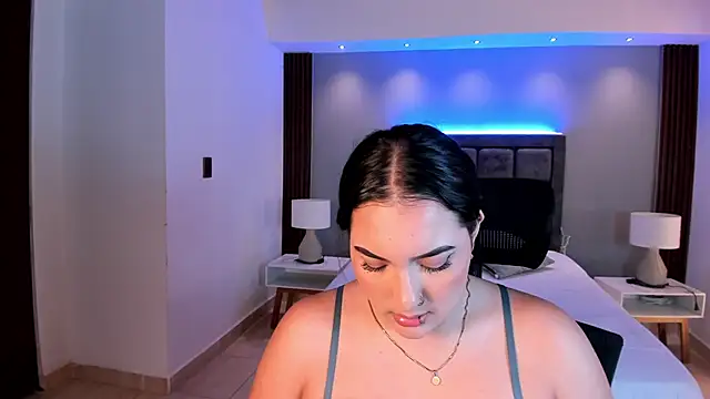 sofiacaramel online show from 11.19.25