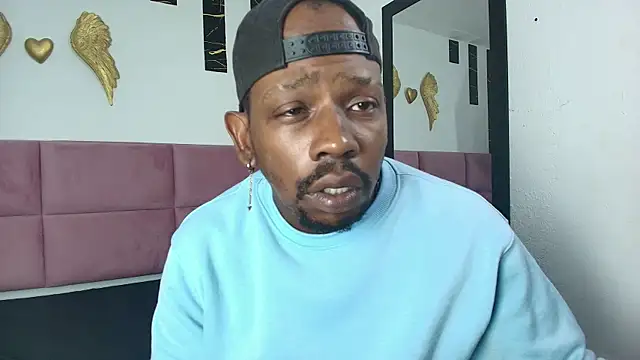 Snapshot of muller_asher chatting on 09.28.25 muller asher online show from 09.28.25