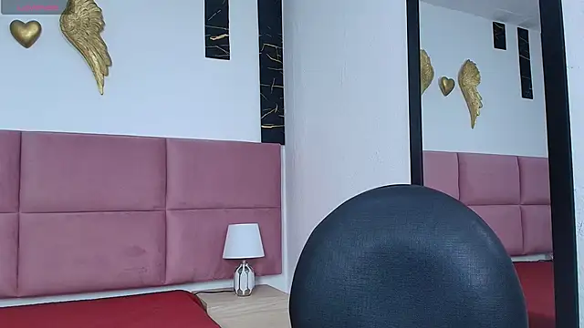 Snapshot of muller_asher chatting on 10.05.25 muller asher online show from 10.05.25