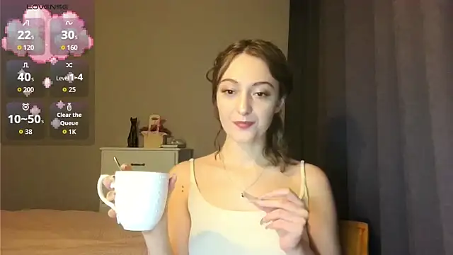 white liillyy online show from 12.19.25